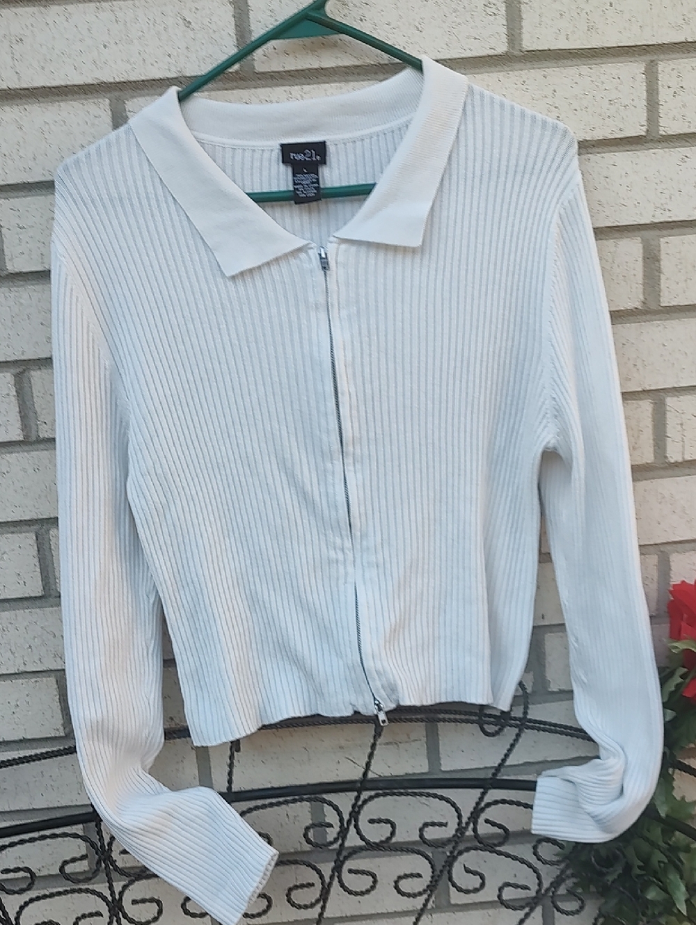 Rue21 White Ribbed Zip Polo Cardigan
